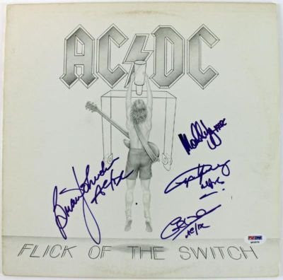Ac/dc (4) Angus Young Malcolm Johnson & Williams Signed Album Cover Psa #q02575 - Autographed CD's