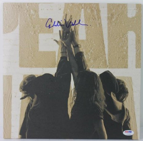 EDDIE VEDDER PEARL JAM TEN SIGNED ALBUM COVER W/ VINYL CERTIFICATE OF AUTHENTICITY PSA/DNA #V10652