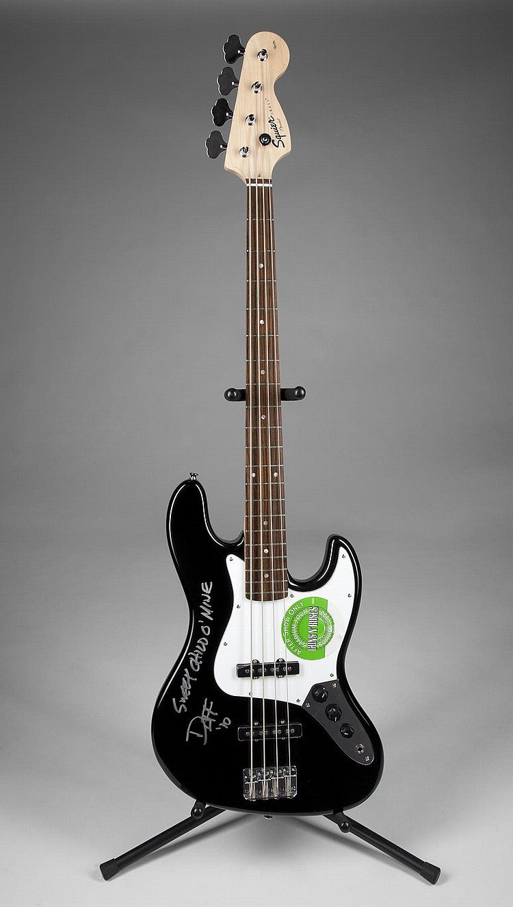Lot 1366: DUFF MCKAGAN SIGNED GUITAR