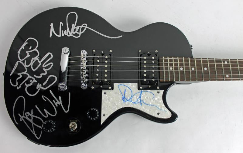 WATERS, MASON & GILMOUR SIGNED GUITAR W/ "PINK FLOYD" BY MASON PSA/DNA S04602