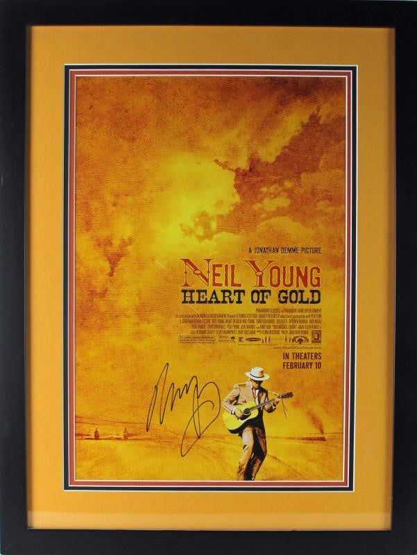 NEIL YOUNG HEART OF GOLD SIGNED AUTHENTIC FRAMED 14X21 POSTER PSA/DNA V12083