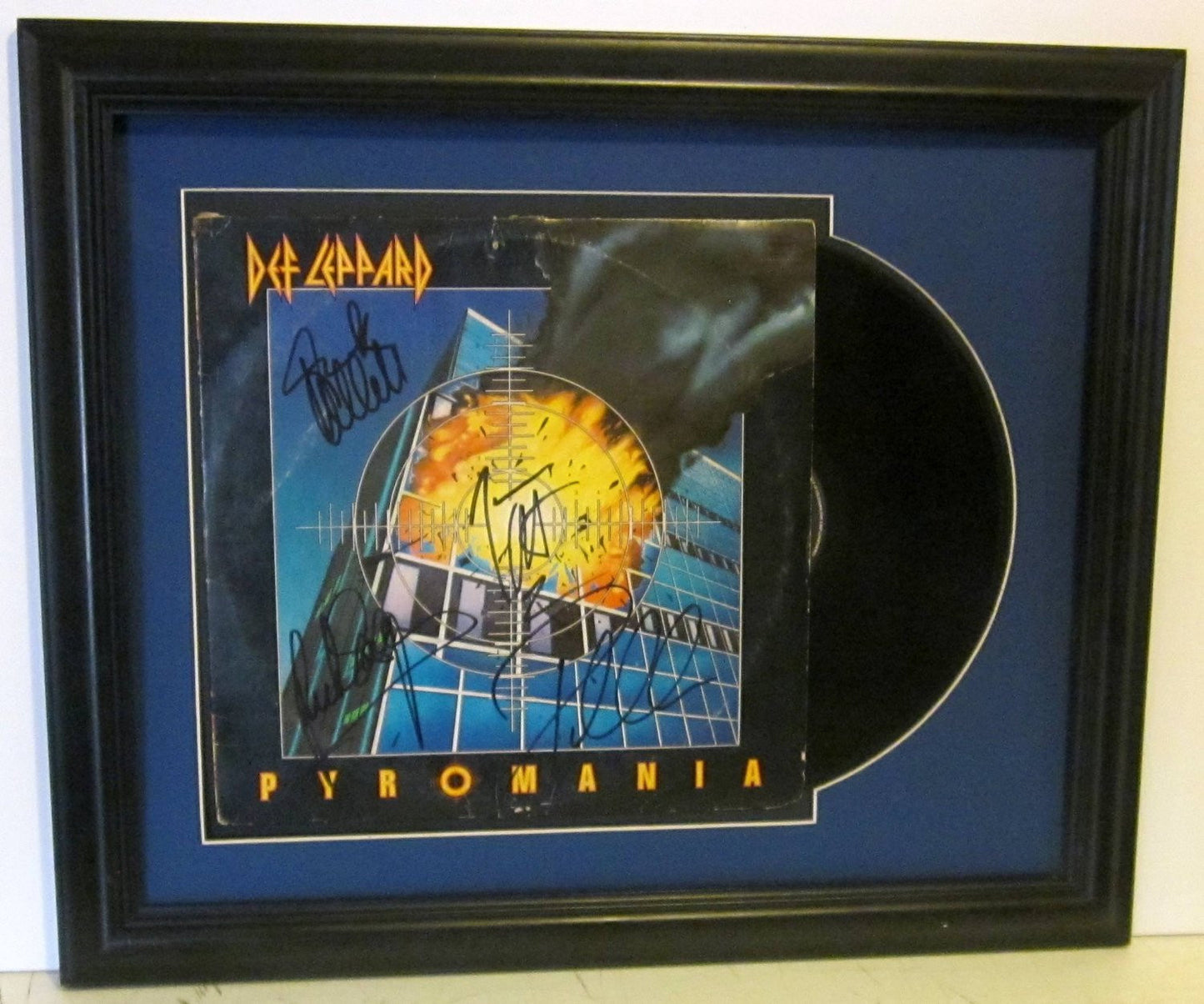 Def Leppard Pyromania Signed Album