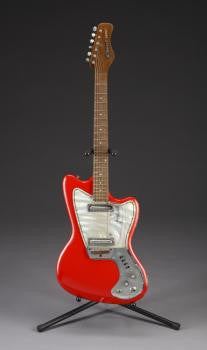 PETE TOWNSHEND STAGE PLAYED GUITAR