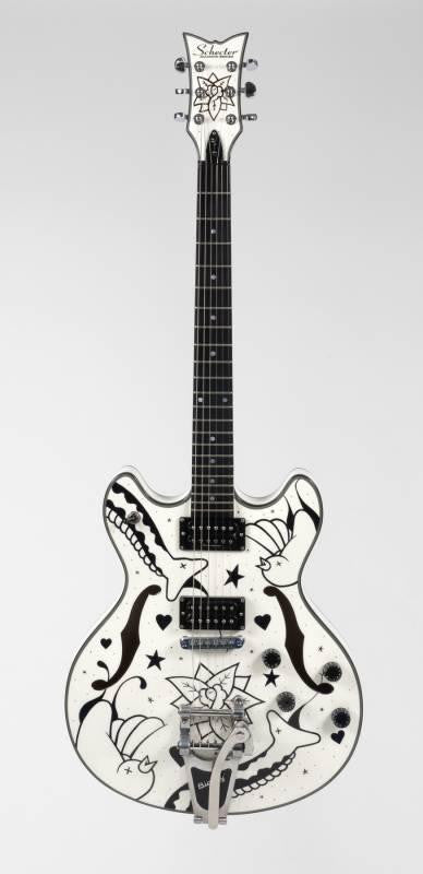 PORL THOMPSON STAGE PLAYED GUITAR