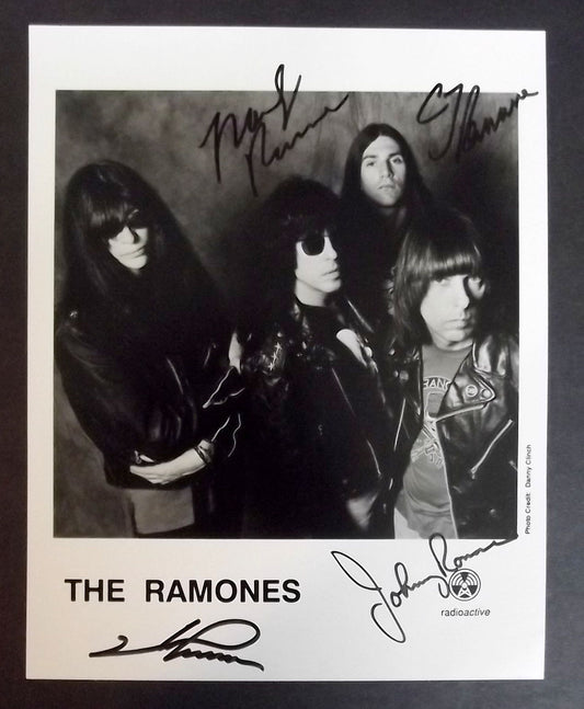 THE RAMONES (ORIGINAL AUTOGRAPH RECORD PROMO PHOTO)