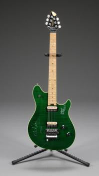 VAN HALEN OWNED AND PLAYED GUITAR