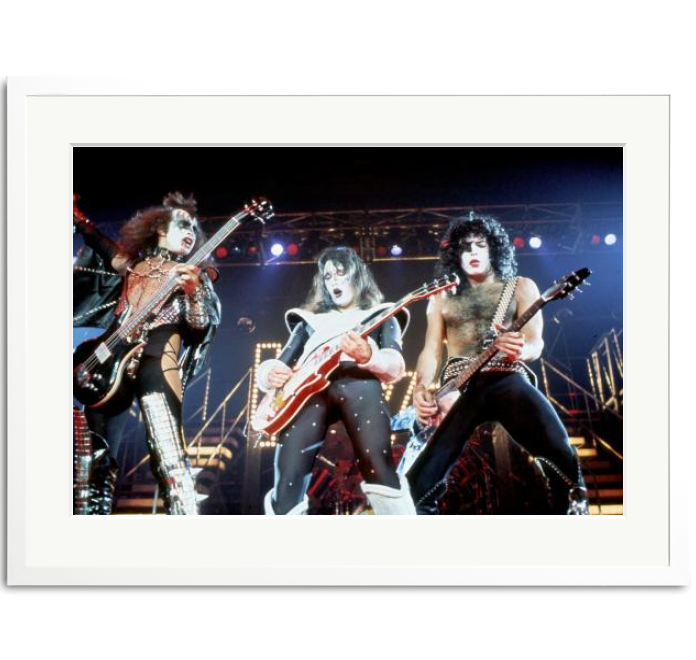 Kiss on stage 1977