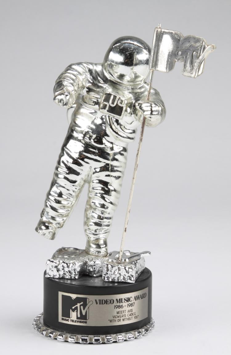 Lot 644: U2 "WITH OR WITHOUT YOU" MTV VMA MOONMAN